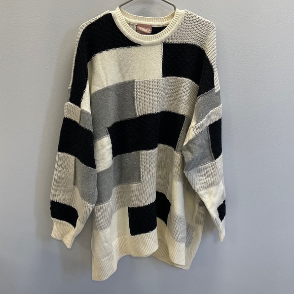 Show Me Your Mumu Black, Grey & Off-White Ember Tunic Sweater - 1X - NWT - Picture 2 of 6